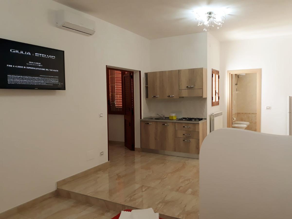 Il Vittoriano Aparthotel Porto Cesareo Kültér fotó