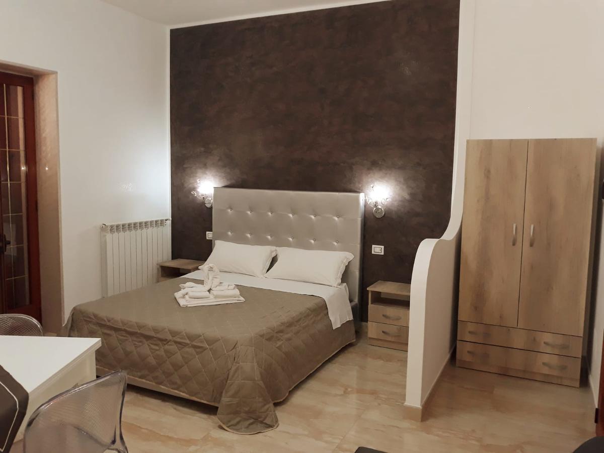 Il Vittoriano Aparthotel Porto Cesareo Kültér fotó