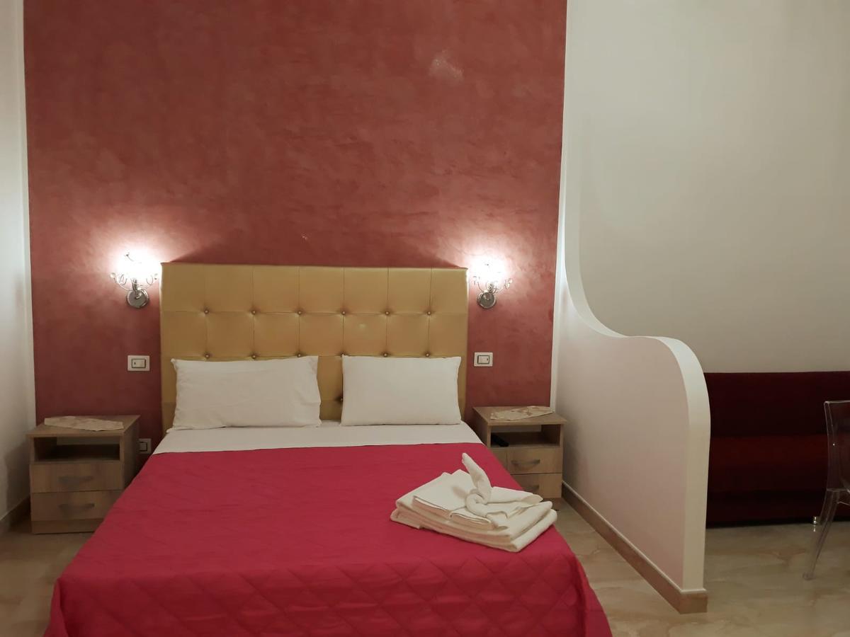 Il Vittoriano Aparthotel Porto Cesareo Kültér fotó