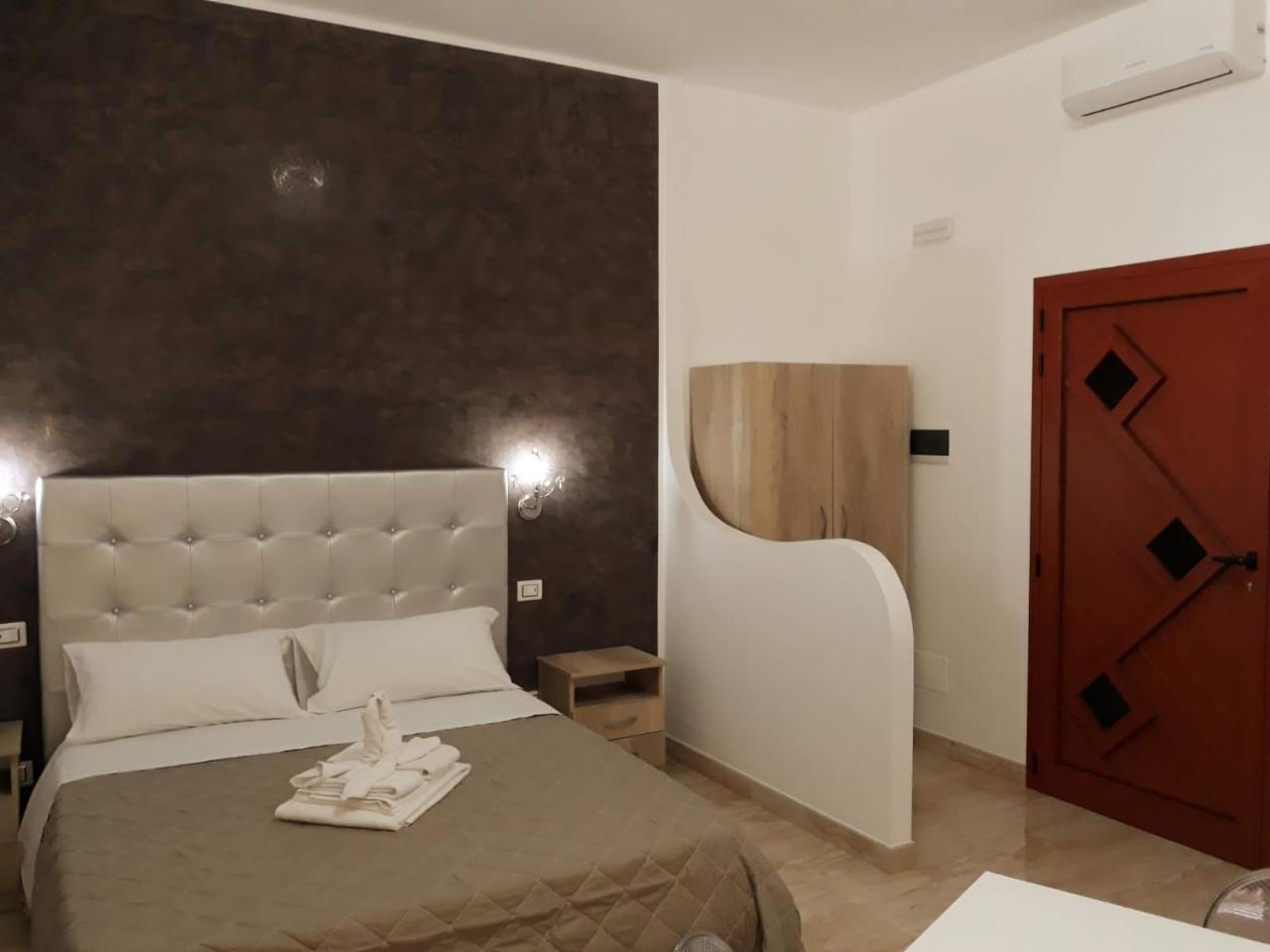 Il Vittoriano Aparthotel Porto Cesareo Kültér fotó